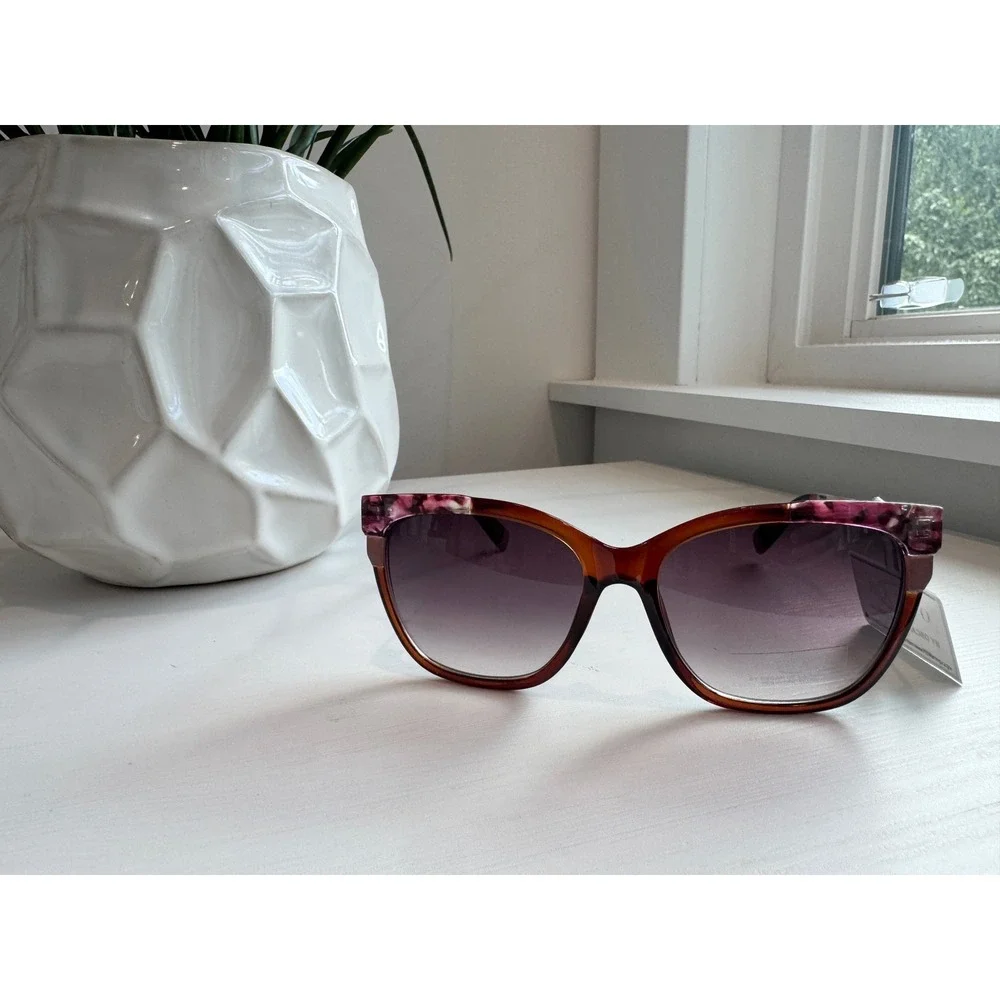 Oscar de la Renta Butterfly Sunglasses Brown Purple Marble Gold Tone